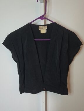 Vintage 80s Barbara Barbara California Black Pleated Cropped Bolero Jacket Cap M